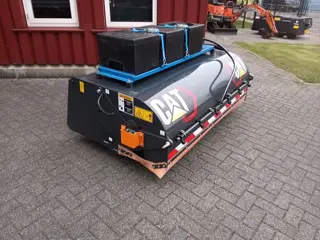 Veegborstel met opvangbak en sproeisysteem  ( UNUSED )