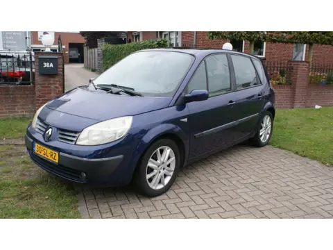 Renault Scénic 1.6-16V Dynamique Comfort