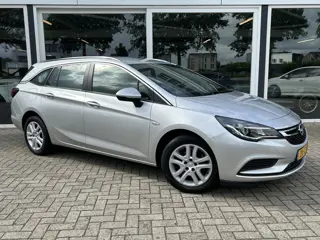 Opel Astra Sports Tourer 1.0 Turbo Business+ 50% deal 4.475,- ACTIE Sportstoelen / Navi  / Clima / C