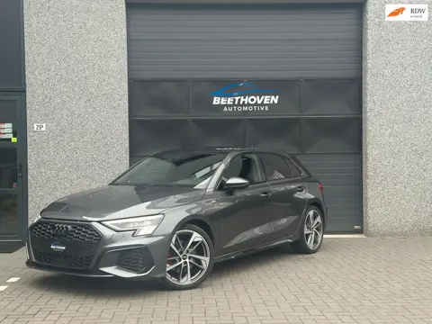 Audi A3 Sportback 35 TFSI S-Line Keyless Pano Camera HeadUP