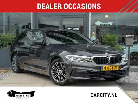 BMW 5-serie Touring 520i High Executive / HUD / Adaptive cruise / Pano / CarPlay / Stoelverwarming