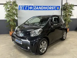 Toyota iQ 1.0 VVTi Aspiration // Navi // Ecc (bj 2014)