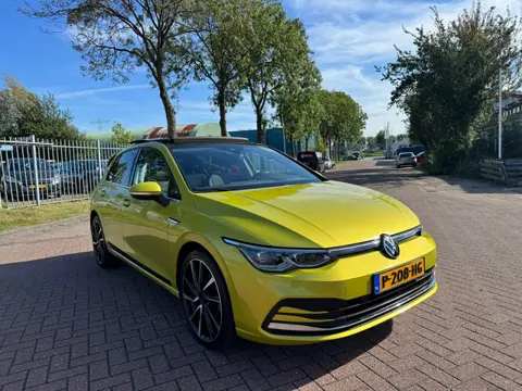 Volkswagen Golf 1.5 TSI pano navi bomvol opties