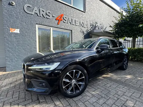 VOLVO V60 2.0 D3 Autom. Momentum Pro + Camera + Leder + 17 inch Lmv  -2020