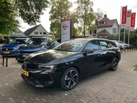 OPEL ASTRA SPORTS TOURER 1.6 HYBRID LEVEL 2 PHEV PLUG-IN / TREKHAAK / PDC