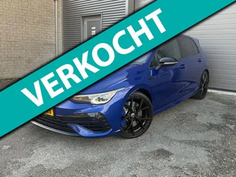 Volkswagen Golf 2.0 TSI R 4Motion | AKRAPOVIC | PANO | HUD