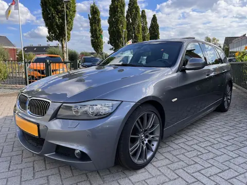 BMW 3 Serie Touring 320d M Sport Edition LCI Pano Leder 18"