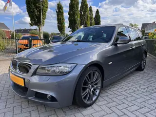 BMW 3 Serie Touring 320d M Sport Edition LCI Pano Leder 18"