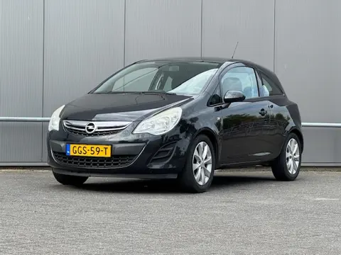 Opel Corsa 1.2 EcoF. Selection cruise airco pdc apk 6-26
