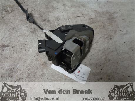 Ford Fiesta 5 drs 2008-2017 Deurslot rechtsvoor