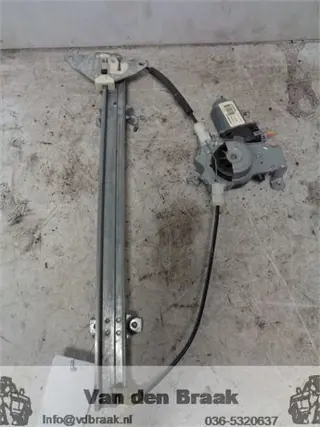 Nissan Note 2006-2013 Raammechaniek rechtsvoor