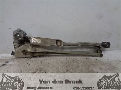 Ford Fiesta 2008-2017 Ruitenwissermechaniek en motor voorzijde