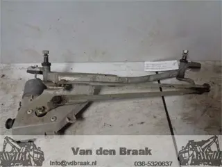 Ford Fiesta 2008-2017 Ruitenwissermechaniek en motor voorzijde