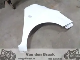 Opel Agila 2008-2015 Scherm rechts voor