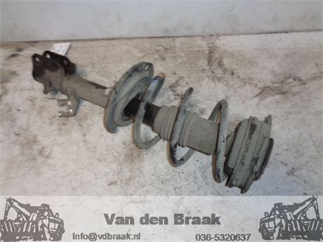 Nissan Note 1.5 DCi 2006-2013 Veerpoot links voor
