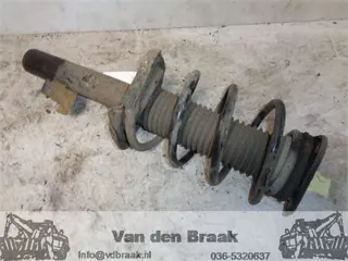 Ford Focus 1.6 16V 2004-2011 Veerpoot rechts voor