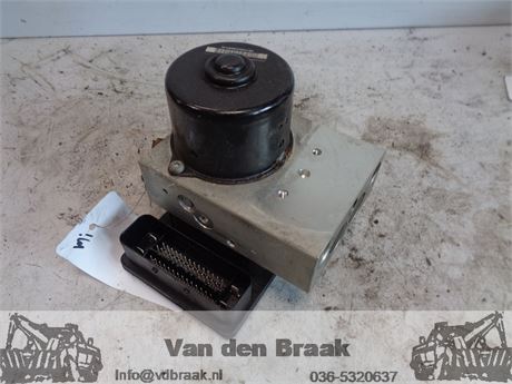 Mercedes Benz C-Klasse 1.8 16V Sportcoupe 2001-2008 ABS Pomp