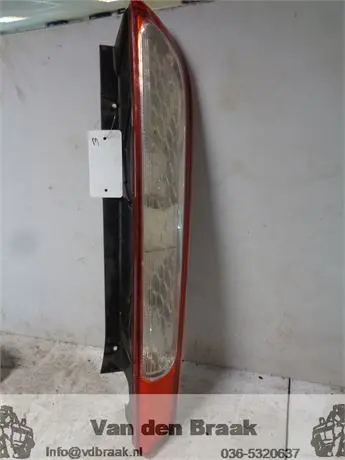 Ford Focus Hatchback 2008-2011 Achterlicht links