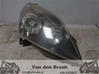 Opel Zafira 2008-2010 Koplamp rechts