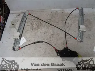 Ford Fiesta 3 drs 2008-2017 Raammechaniek links