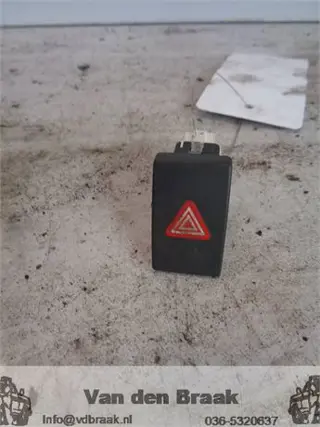 Volkswagen Golf 2008-2012 Alarmlichtschakelaar