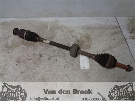 Dacia Sandero 1.2 16V 2008-2012 Aandrijfas rechts voor