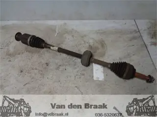 Dacia Sandero 1.2 16V 2008-2012 Aandrijfas rechts voor