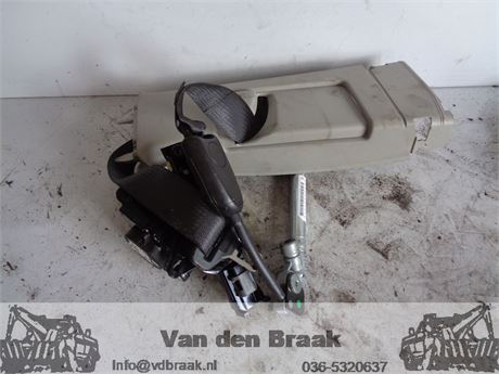 Chevrolet Aveo 5 drs 2011-2015 Gordelspanner rechts voor