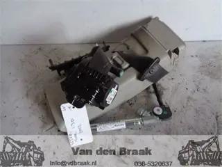 Chevrolet Aveo 5 drs 2011-2015 Gordelspanner links voor