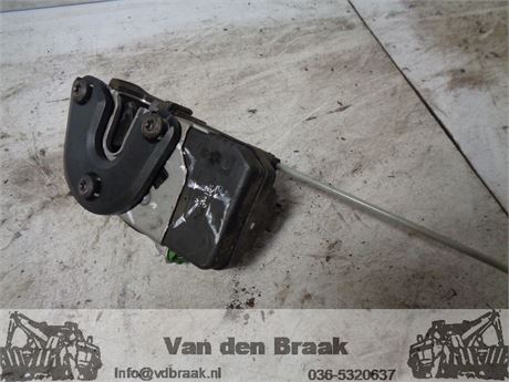 Opel Meriva 2003-2010 Deurslot rechts voor