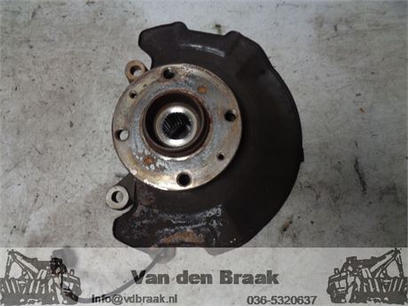 Opel Agila 1.2 2008-2015 Fusee links voor