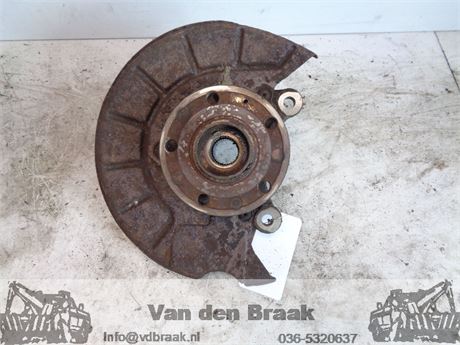 Seat Toledo 2004-2009 Fusee rechts voor