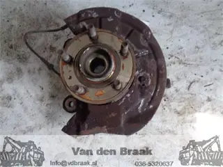 Chevrolet Aveo 1.3 CDTi 2011-2015 Fusee links voor