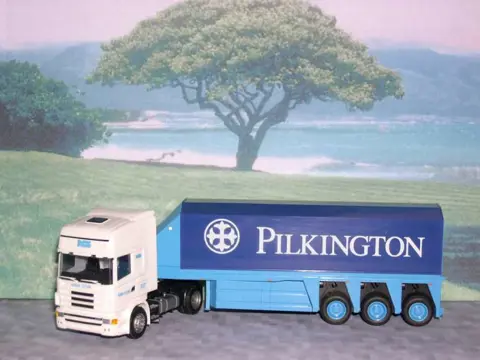 Nico Nijman Pilkington Scania 901071. HO