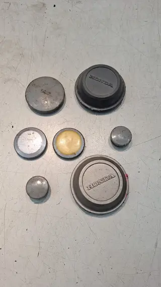 Honda NTV650(RC33) Frame dopjes