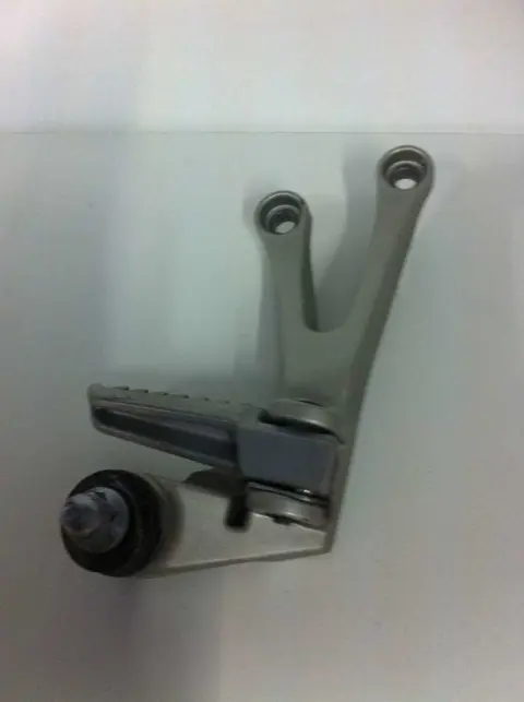 Pillion step right Kawasaki ZX 6 R 2000 - 2002