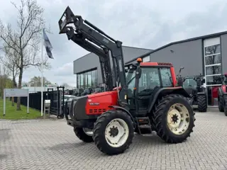 Valtra Valmet 6650 Hitech, voorlader, vloeistofkoppeling
