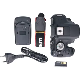 Tweedehands Canon EOS 2000D Body CM3319