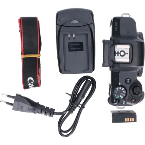 Tweedehands Canon EOS M50 Zwart Body CM3419