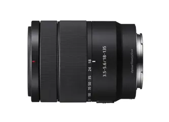 Sony E 18-135mm f/3.5-5.6 OSS