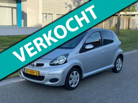 Toyota Aygo 1.0-12V Comfort 5drs Airco, Nw Apk, Nap