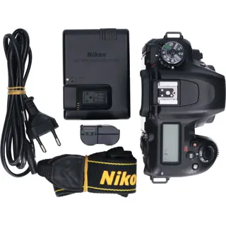 Tweedehands Nikon D7500 Body CM3539