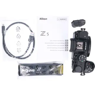 Tweedehands Nikon Z5 Body CM4233
