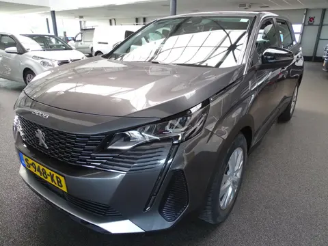 Peugeot 5008 1.2 130PK Active Automaat / 7P/ NL-auto /Camera /