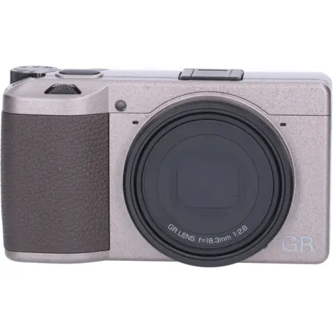 Tweedehands Ricoh GR III Diary Edition CM3409