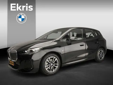 BMW 2 Serie Active Tourer 220i | M-Sportpakket | LED | HUD | Active cruise | Elektr. zetels | Keyles