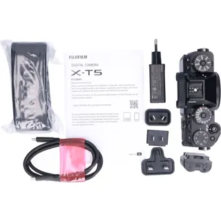 Tweedehands Fujifilm X-T5 Body Black CM3879