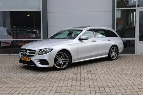 MERCEDES-BENZ E-KLASSE 220 D Estate AUT(9) Business Solution AMG/EURO6/SCHUIFDAK/AMBIENT/19
