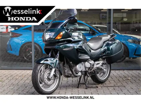 Honda NT 650 Deauville Meeneemprijs (bj 2006)