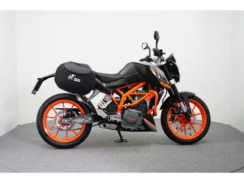 KTM 390 DUKE (bj 2016)